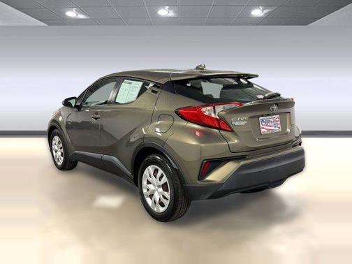 2021 Toyota C-HR LE