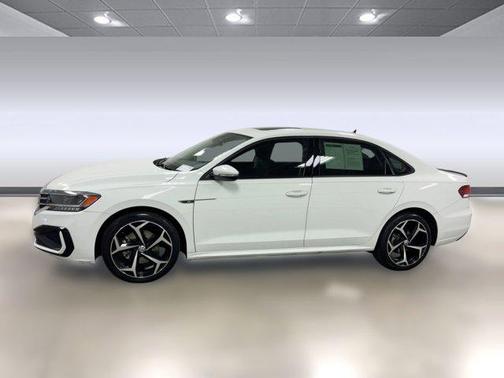 2020 Volkswagen Passat 2.0T R-Line