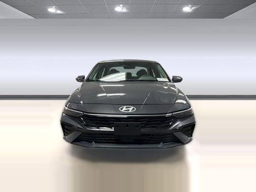 Ecotronic Gray 2025 Hyundai ELANTRA SEL