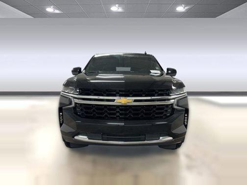 2023 Chevrolet Suburban LS