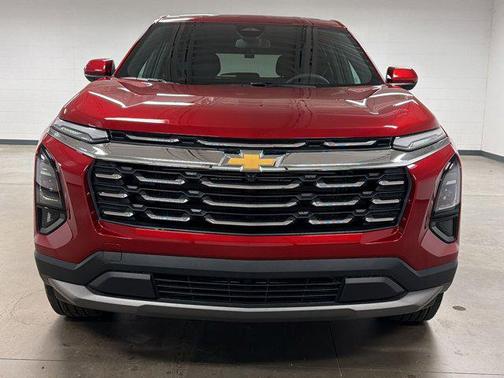 Radiant Red Tintcoat 2026 Chevrolet Equinox 1LT