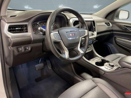 2022 GMC Acadia FWD SLT