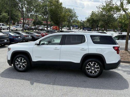 2022 GMC Acadia FWD SLT