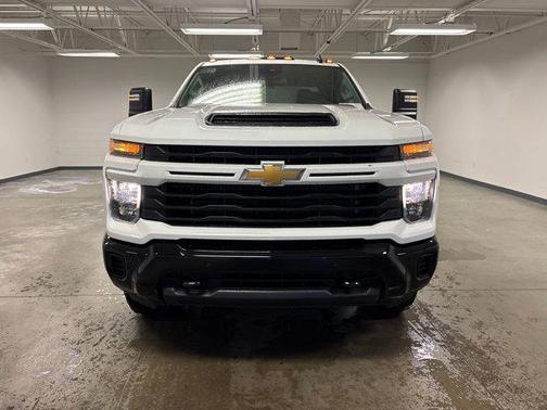 2025 Chevrolet Silverado 2500 Custom