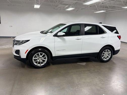 Summit White 2023 Chevrolet Equinox 1LT
