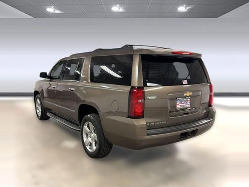 Brownstone Metallic 2016 Chevrolet Suburban LT