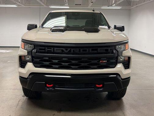 White Sands 2026 Chevrolet Silverado 1500 Custom Trail Boss