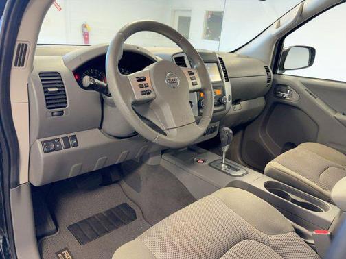 2021 Nissan Frontier SV