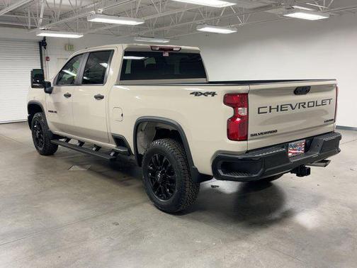 2026 Chevrolet Silverado 2500 Custom