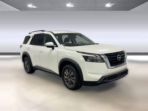 2025 Nissan Pathfinder SV 4WD