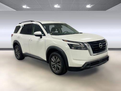 2025 Nissan Pathfinder SV 4WD