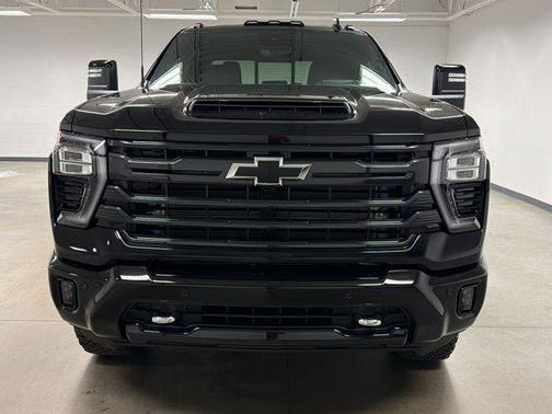 Black 2026 Chevrolet Silverado 2500 High Country