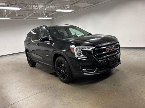 2023 GMC Terrain AWD AT4