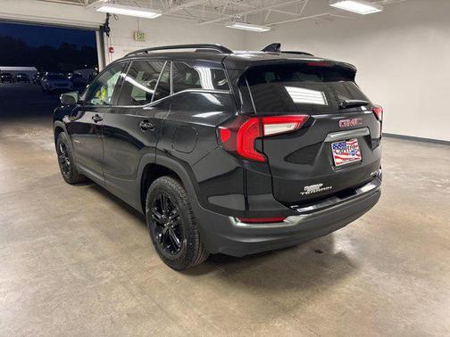 2023 GMC Terrain AWD AT4