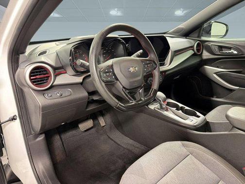 Summit White 2024 Chevrolet Trax FWD 1RS