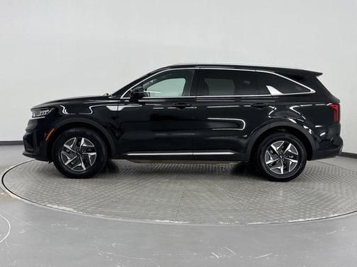 2022 Kia Sorento Hybrid S