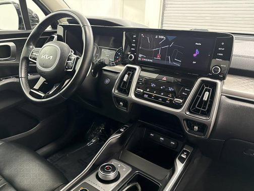 2022 Kia Sorento Hybrid S