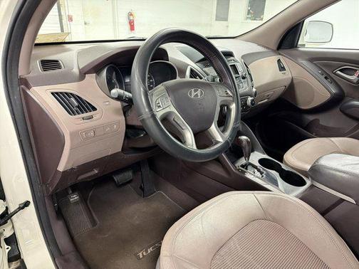 2011 Hyundai TUCSON GLS