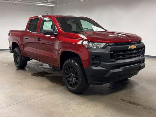 Radiant Red Tintcoat 2026 Chevrolet Colorado WT