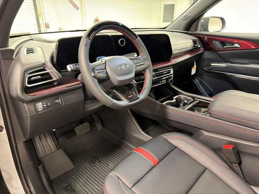 Sterling Gray Metallic 2026 Chevrolet Traverse RS