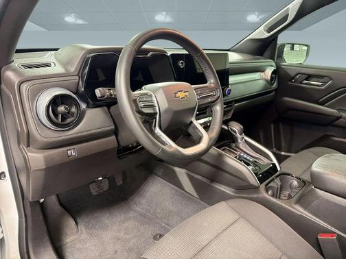 Summit White 2023 Chevrolet Colorado LT
