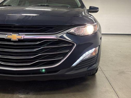 2020 Chevrolet Malibu FWD LT