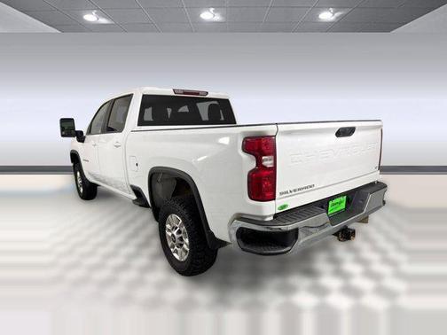 Summit White 2024 Chevrolet Silverado 2500 LT