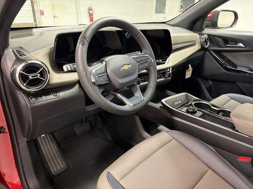 Radiant Red Tintcoat 2026 Chevrolet Equinox 1LT