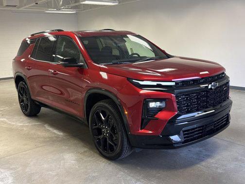 2025 Chevrolet Traverse RS