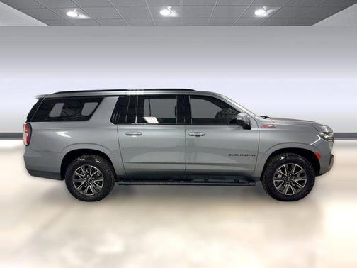 2022 Chevrolet Suburban 4WD Z71