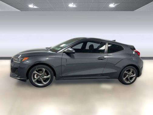 2021 Hyundai Veloster 2