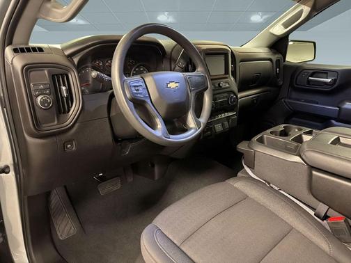 Sterling Gray Metallic 2025 Chevrolet Silverado 1500 Custom