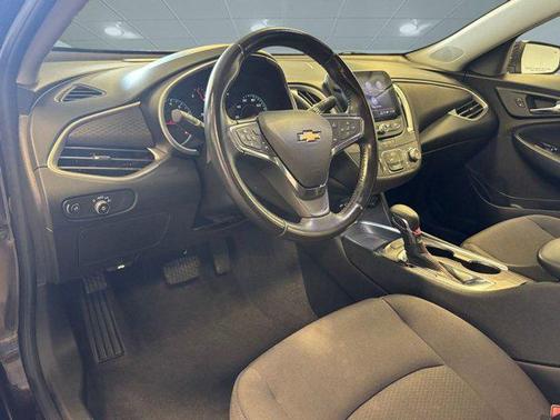 2021 Chevrolet Malibu FWD RS