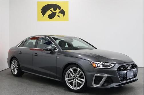 2022 Audi A4 Premium Plus 45 TFSI S line quattro S tronic