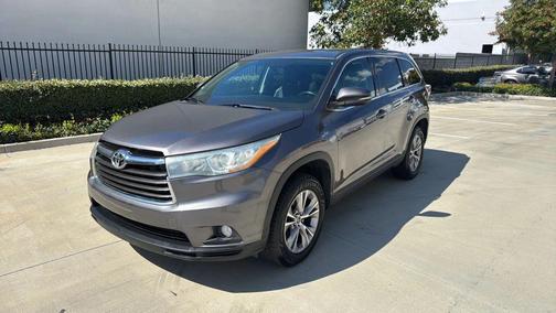 2016 Toyota Highlander LE Plus