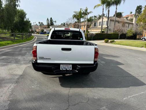 2006 Toyota Tacoma Base