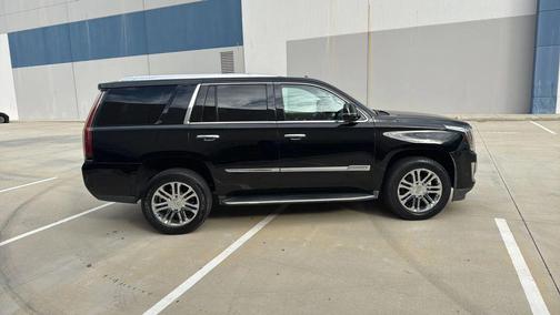 2017 Cadillac Escalade Sport