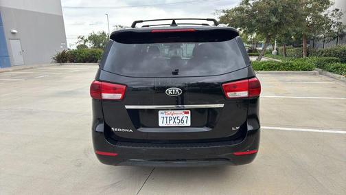 2017 Kia Sedona LX