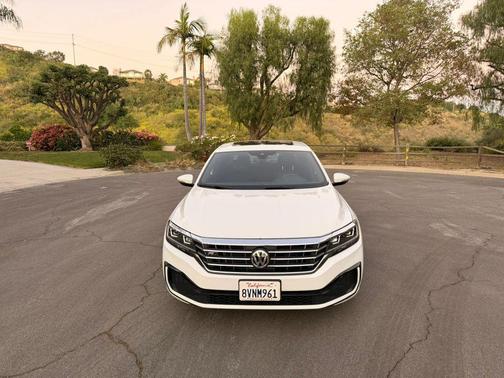 2021 Volkswagen Passat 2.0T R-Line