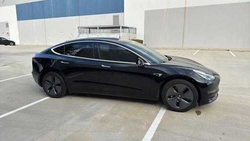 2019 Tesla Model 3 Standard Range Plus