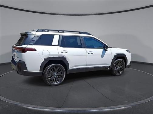 Crystal White Pearl 2026 Subaru Outback Limited XT