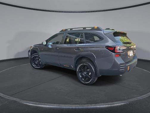 Magnetite Gray Metallic 2024 Subaru Outback Wilderness