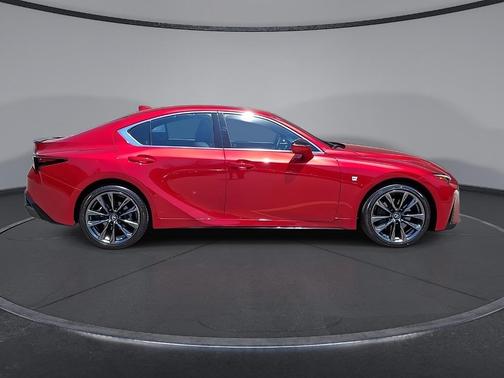 Infrared 2022 Lexus IS 350 F Sport