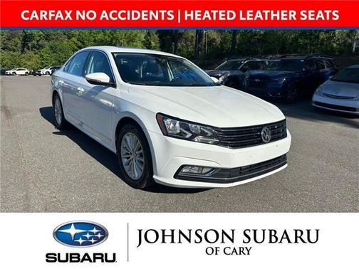 Pure White 2016 Volkswagen Passat 1.8T SE w/Technology