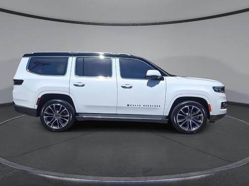 2022 Jeep Grand Wagoneer Series III