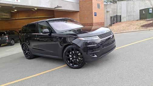 2023 Land Rover Range Rover Sport SE