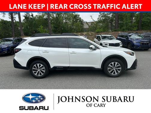 Crystal White Pearl 2022 Subaru Outback Premium