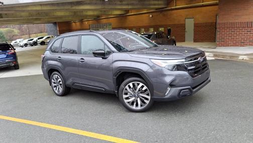 Magnetite Gray Metallic 2026 Subaru Forester Touring