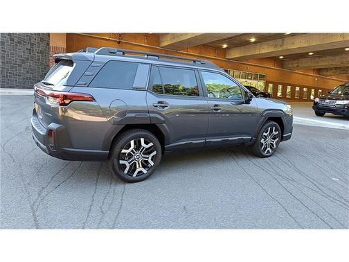 Magnetite Gray Metallic 2026 Subaru Outback Touring XT