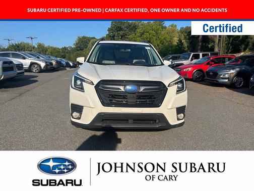 Crystal White Pearl 2023 Subaru Forester Limited